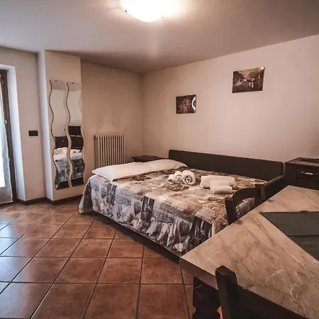 Aquila - Mono Punta Valnera * Brusson